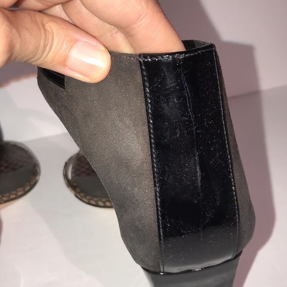 Reed Krakoff Atlas Ankle Strap Sandals - Picture 5 of 12
